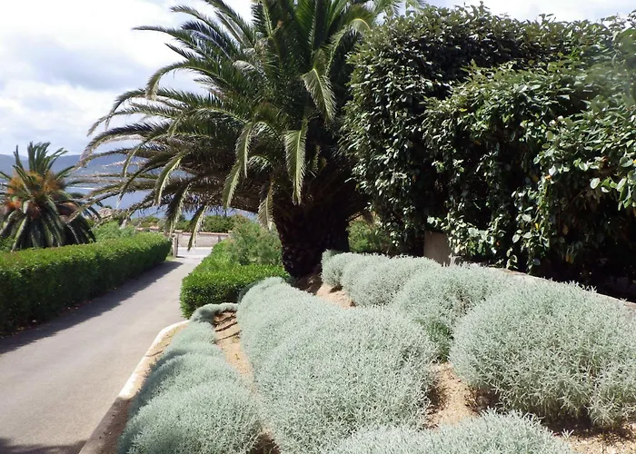 Marina Di Fiori Apartment